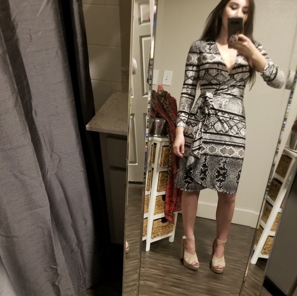 BCBGMAXAZRIA Adele Wrap Dress - Picture 4 of 8